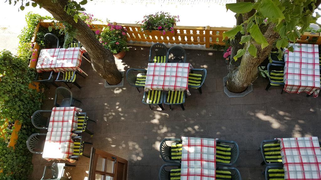 Hotel Gasthof Zum Schwan Steinsfeld Екстериор снимка