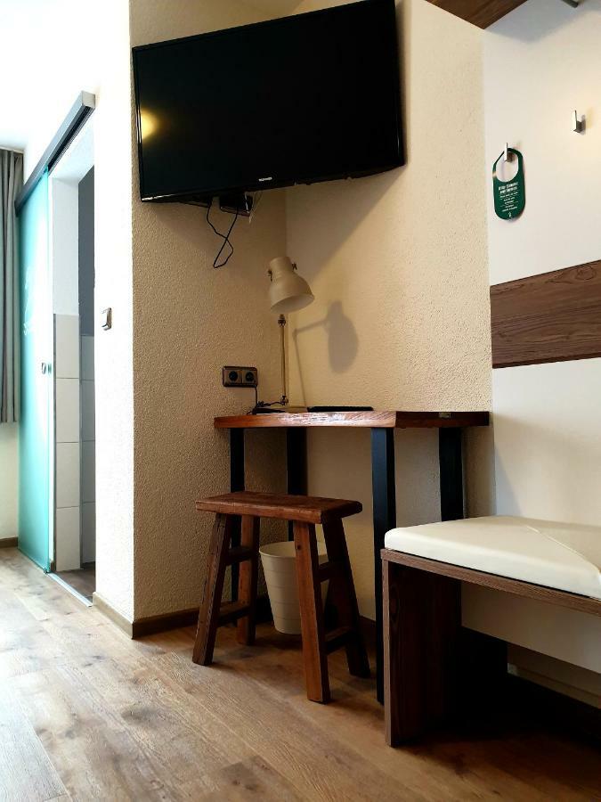 Hotel Gasthof Zum Schwan Steinsfeld Екстериор снимка