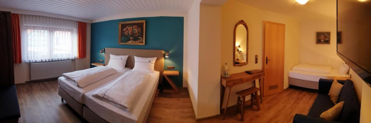 Hotel Gasthof Zum Schwan Steinsfeld Екстериор снимка