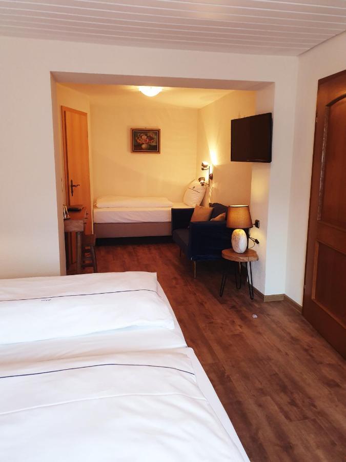 Hotel Gasthof Zum Schwan Steinsfeld Екстериор снимка