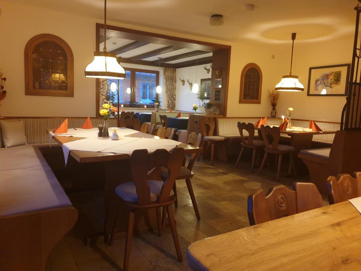 Hotel Gasthof Zum Schwan Steinsfeld Екстериор снимка